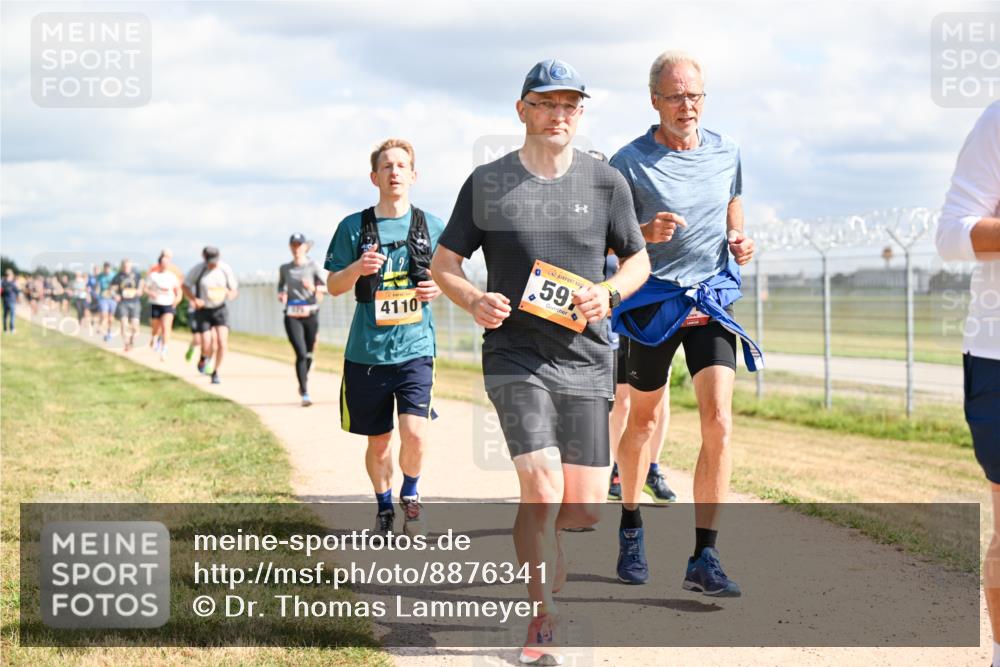 14.09.2025 - Airport Race Dr. Thomas Lammeyer http://msf.ph/oto/8876341 14.09.2025 12:21:09 Laufen 4110, 59 meine-sportfotos.de