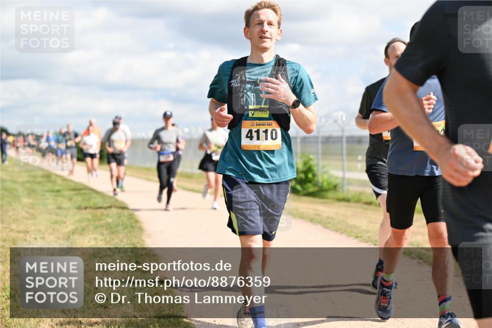 14.09.2025 - Airport Race Dr. Thomas Lammeyer http://msf.ph/oto/8876359 14.09.2025 12:21:10 Laufen 4110 meine-sportfotos.de