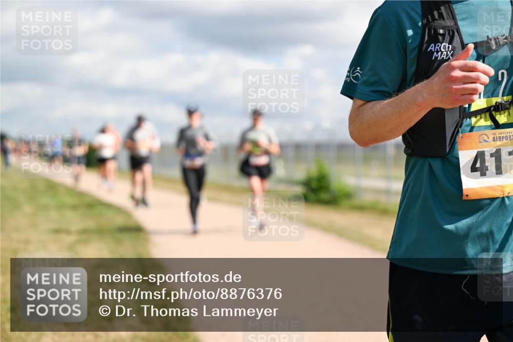 14.09.2025 - Airport Race Dr. Thomas Lammeyer http://msf.ph/oto/8876376 14.09.2025 12:21:11 Laufen 42, 41 meine-sportfotos.de