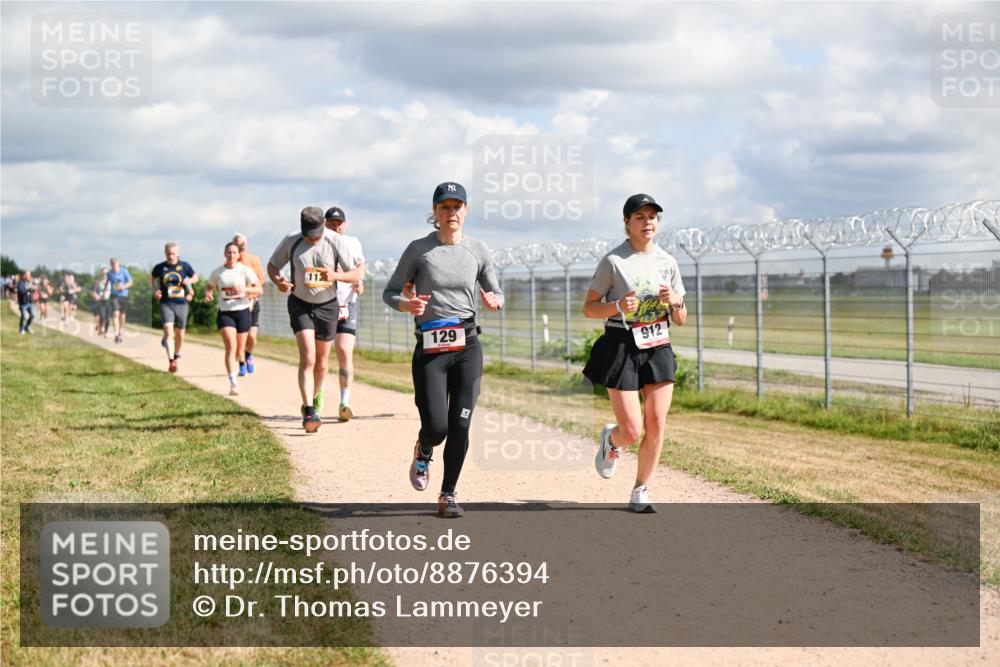 14.09.2025 - Airport Race Dr. Thomas Lammeyer http://msf.ph/oto/8876394 14.09.2025 12:21:12 Laufen 112, 129, 912 meine-sportfotos.de