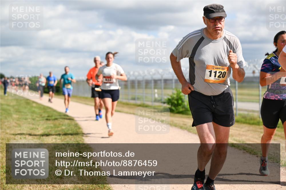 14.09.2025 - Airport Race Dr. Thomas Lammeyer http://msf.ph/oto/8876459 14.09.2025 12:21:16 Laufen 1120 meine-sportfotos.de