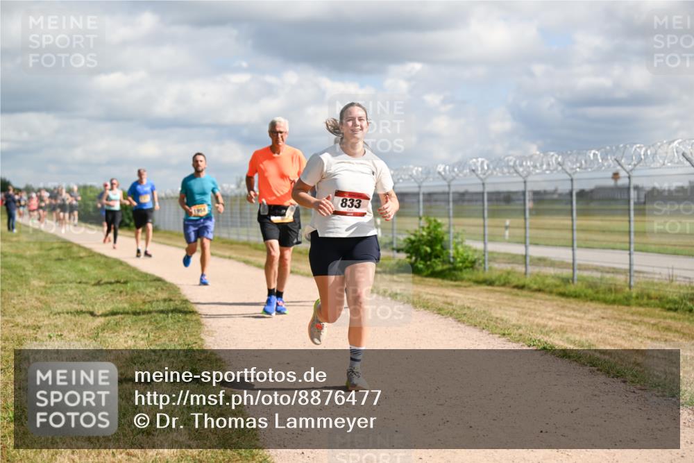 14.09.2025 - Airport Race Dr. Thomas Lammeyer http://msf.ph/oto/8876477 14.09.2025 12:21:17 Laufen 833 meine-sportfotos.de