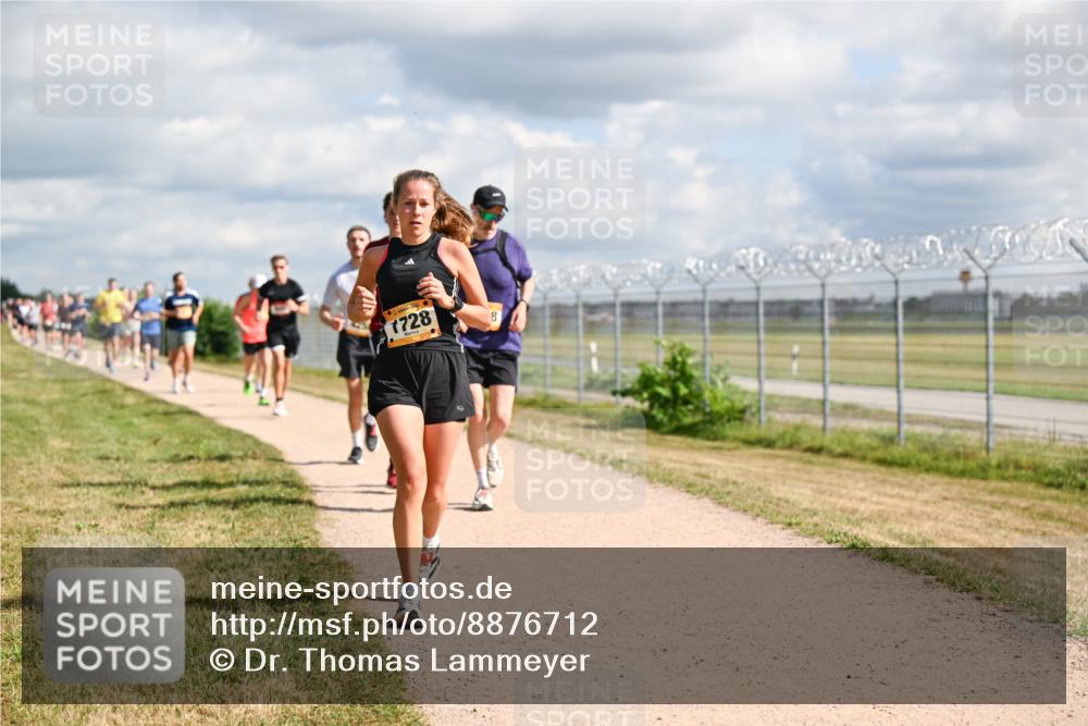 14.09.2025 - Airport Race Dr. Thomas Lammeyer http://msf.ph/oto/8876712 14.09.2025 12:21:35 Laufen 1728, 8 meine-sportfotos.de