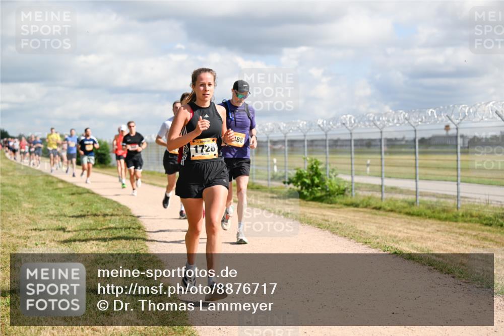 14.09.2025 - Airport Race Dr. Thomas Lammeyer http://msf.ph/oto/8876717 14.09.2025 12:21:36 Laufen 1720, 88 meine-sportfotos.de