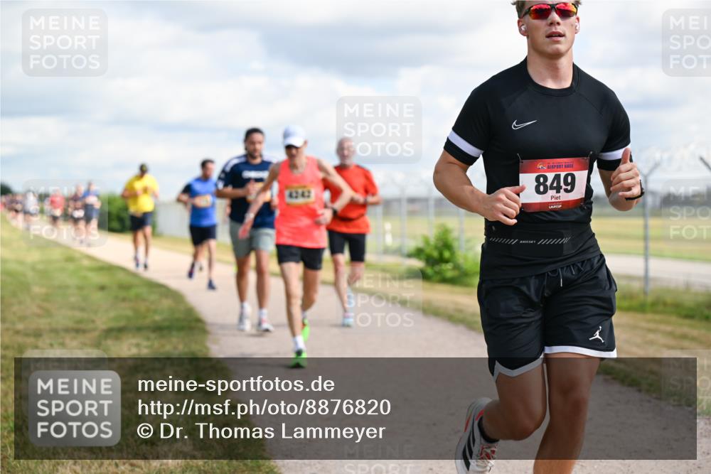 14.09.2025 - Airport Race Dr. Thomas Lammeyer http://msf.ph/oto/8876820 14.09.2025 12:21:42 Laufen 4242, 849 meine-sportfotos.de