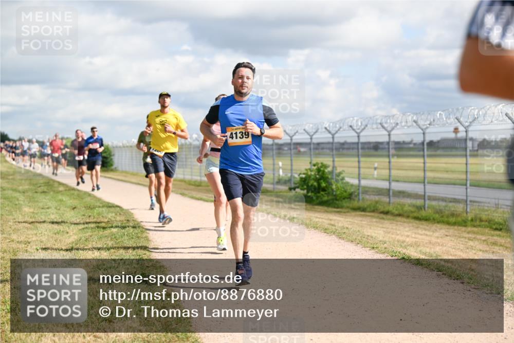 14.09.2025 - Airport Race Dr. Thomas Lammeyer http://msf.ph/oto/8876880 14.09.2025 12:21:46 Laufen 1200, 4139 meine-sportfotos.de