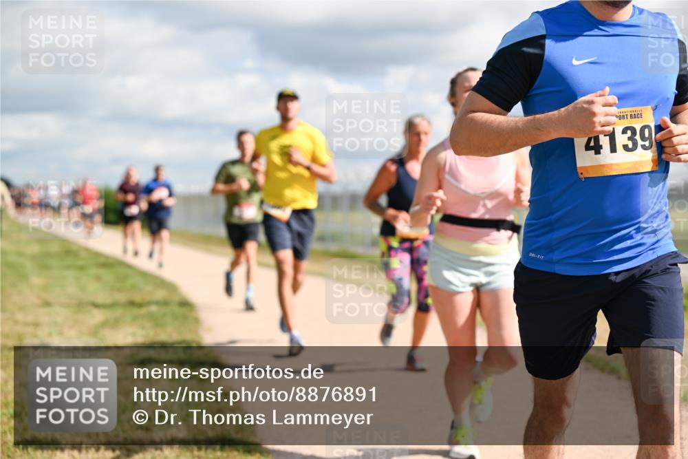 14.09.2025 - Airport Race Dr. Thomas Lammeyer http://msf.ph/oto/8876891 14.09.2025 12:21:47 Laufen 4139 meine-sportfotos.de