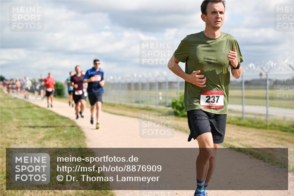 14.09.2025 - Airport Race Dr. Thomas Lammeyer http://msf.ph/oto/8876909 14.09.2025 12:21:50 Laufen 237 meine-sportfotos.de