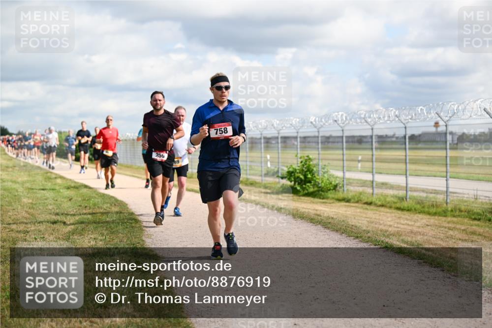 14.09.2025 - Airport Race Dr. Thomas Lammeyer http://msf.ph/oto/8876919 14.09.2025 12:21:52 Laufen 259, 89, 758 meine-sportfotos.de