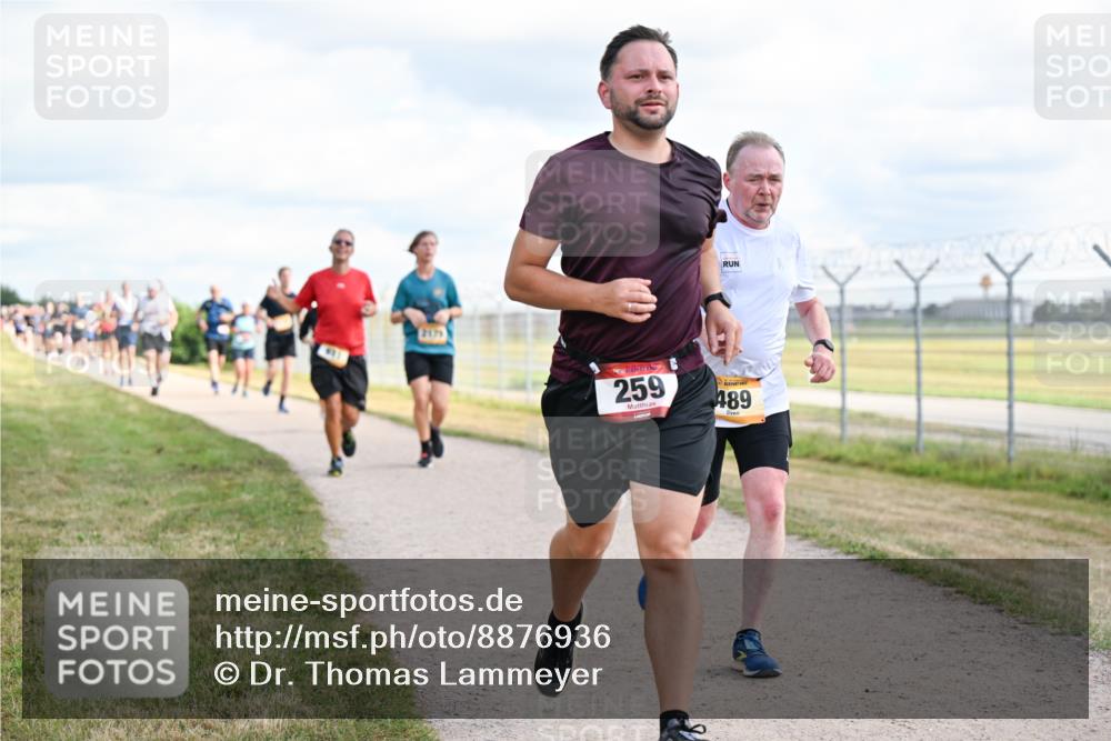 14.09.2025 - Airport Race Dr. Thomas Lammeyer http://msf.ph/oto/8876936 14.09.2025 12:21:55 Laufen 2175, 259, 489 meine-sportfotos.de