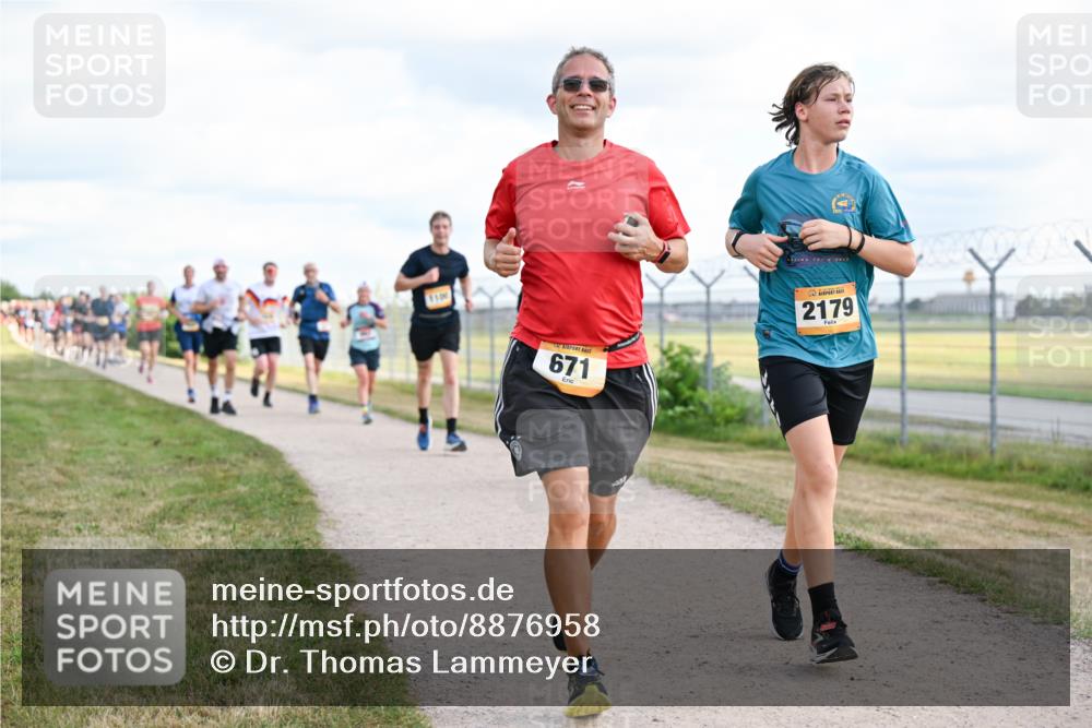 14.09.2025 - Airport Race Dr. Thomas Lammeyer http://msf.ph/oto/8876958 14.09.2025 12:21:58 Laufen 1100, 671, 2179 meine-sportfotos.de