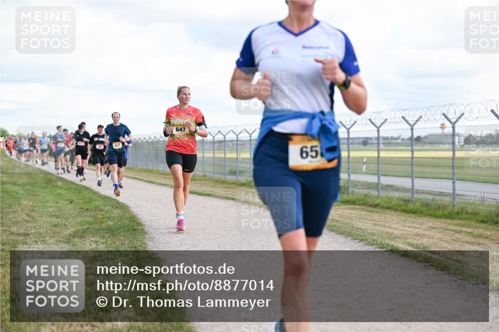 14.09.2025 - Airport Race Dr. Thomas Lammeyer http://msf.ph/oto/8877014 14.09.2025 12:22:07 Laufen 413, 64, 437, 647, 65 meine-sportfotos.de
