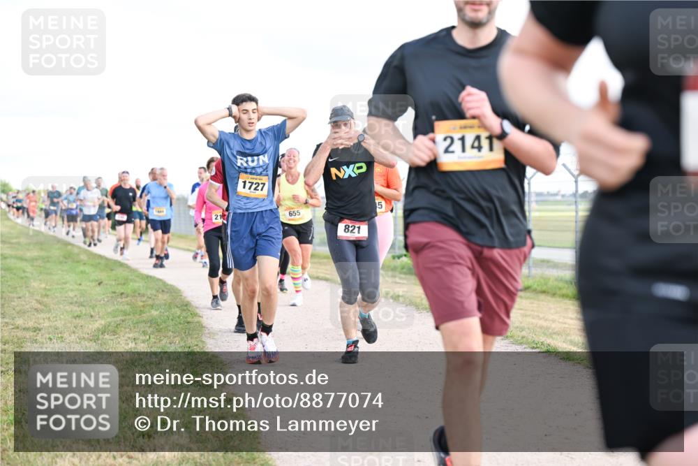 14.09.2025 - Airport Race Dr. Thomas Lammeyer http://msf.ph/oto/8877074 14.09.2025 12:22:17 Laufen 21, 1727, 655, 821, 5, 2141 meine-sportfotos.de