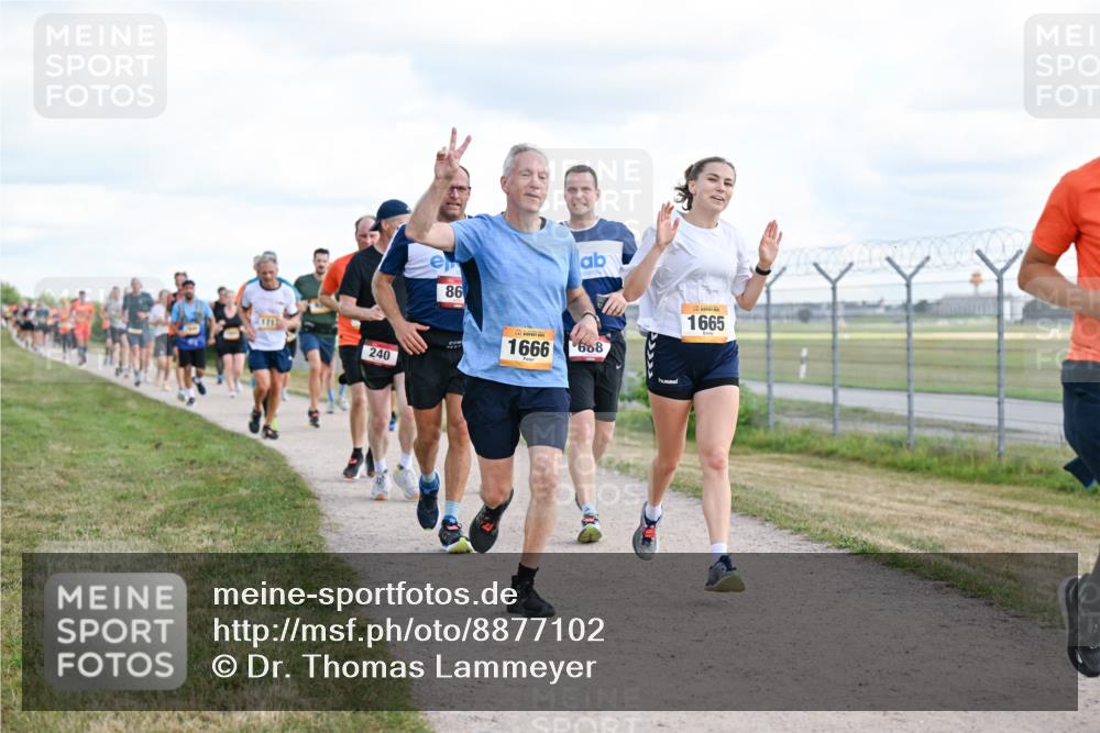 14.09.2025 - Airport Race Dr. Thomas Lammeyer http://msf.ph/oto/8877102 14.09.2025 12:22:23 Laufen 86, 240, 1666, 668, 1665 meine-sportfotos.de