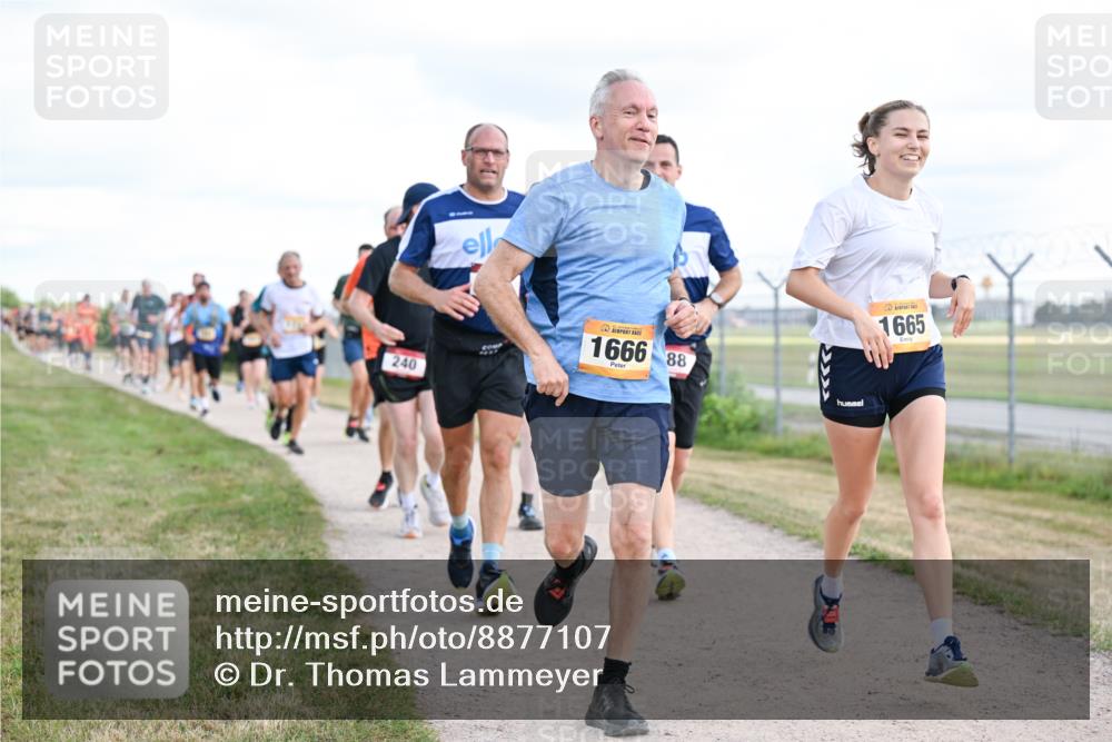 14.09.2025 - Airport Race Dr. Thomas Lammeyer http://msf.ph/oto/8877107 14.09.2025 12:22:23 Laufen 240, 1666, 88, 1665 meine-sportfotos.de