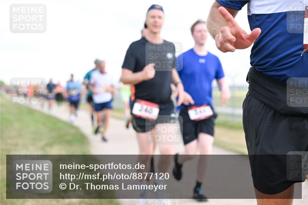 14.09.2025 - Airport Race Dr. Thomas Lammeyer http://msf.ph/oto/8877120 14.09.2025 12:22:25 Laufen  meine-sportfotos.de