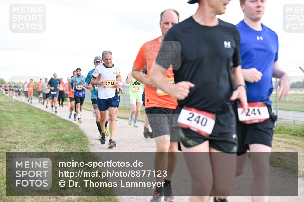 14.09.2025 - Airport Race Dr. Thomas Lammeyer http://msf.ph/oto/8877123 14.09.2025 12:22:26 Laufen 1440, 4, 1713, 310, 241, 240 meine-sportfotos.de