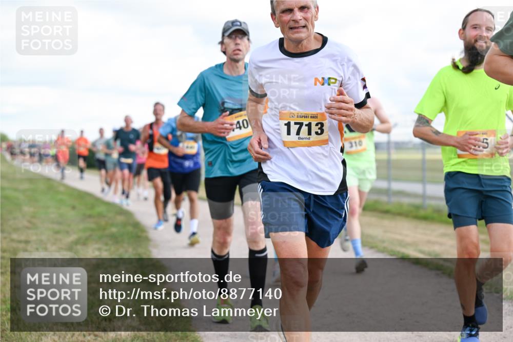 14.09.2025 - Airport Race Dr. Thomas Lammeyer http://msf.ph/oto/8877140 14.09.2025 12:22:28 Laufen 40, 1713, 310, 5 meine-sportfotos.de
