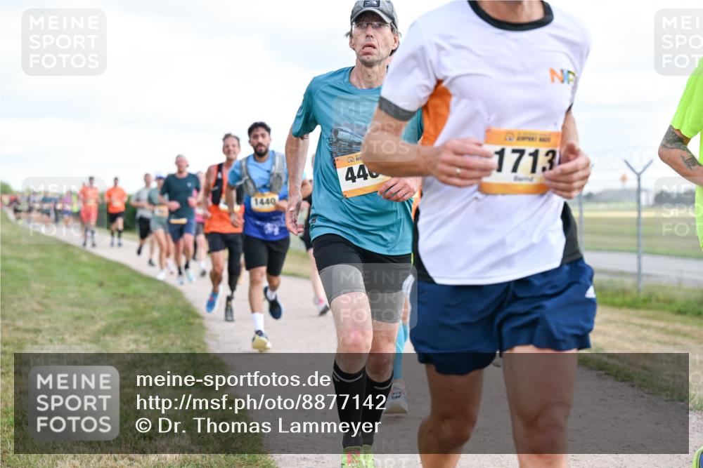 14.09.2025 - Airport Race Dr. Thomas Lammeyer http://msf.ph/oto/8877142 14.09.2025 12:22:29 Laufen 446, 1440, 1713 meine-sportfotos.de