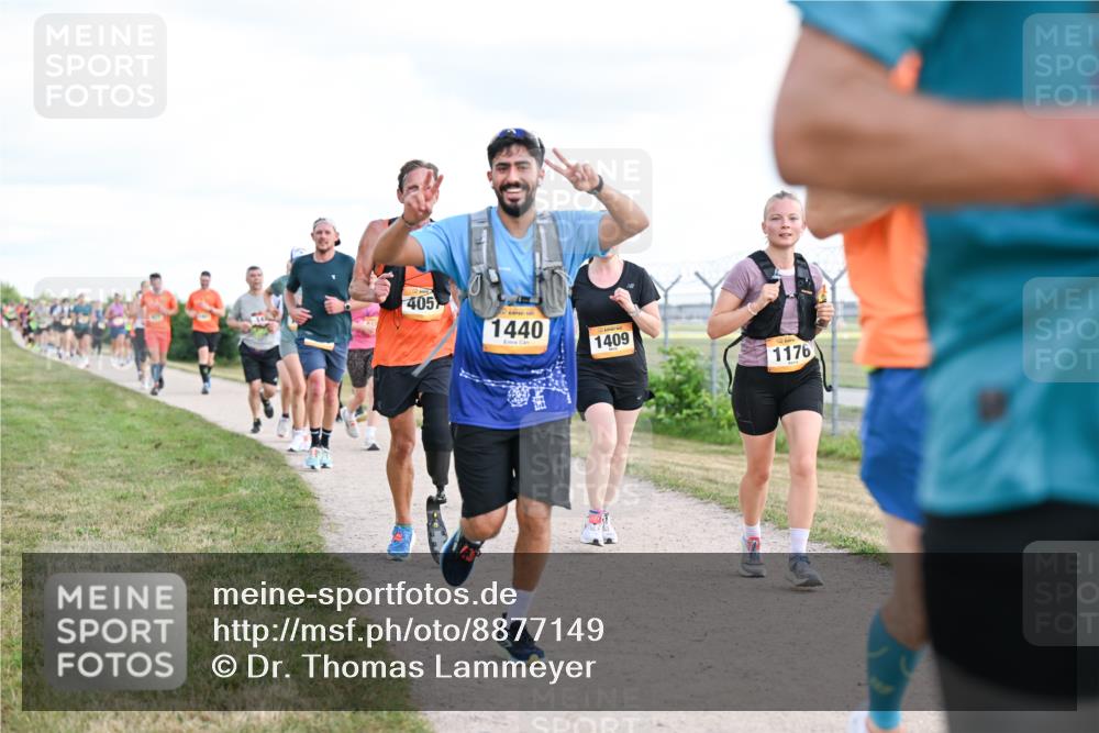 14.09.2025 - Airport Race Dr. Thomas Lammeyer http://msf.ph/oto/8877149 14.09.2025 12:22:30 Laufen 405, 1440, 1409, 1176 meine-sportfotos.de