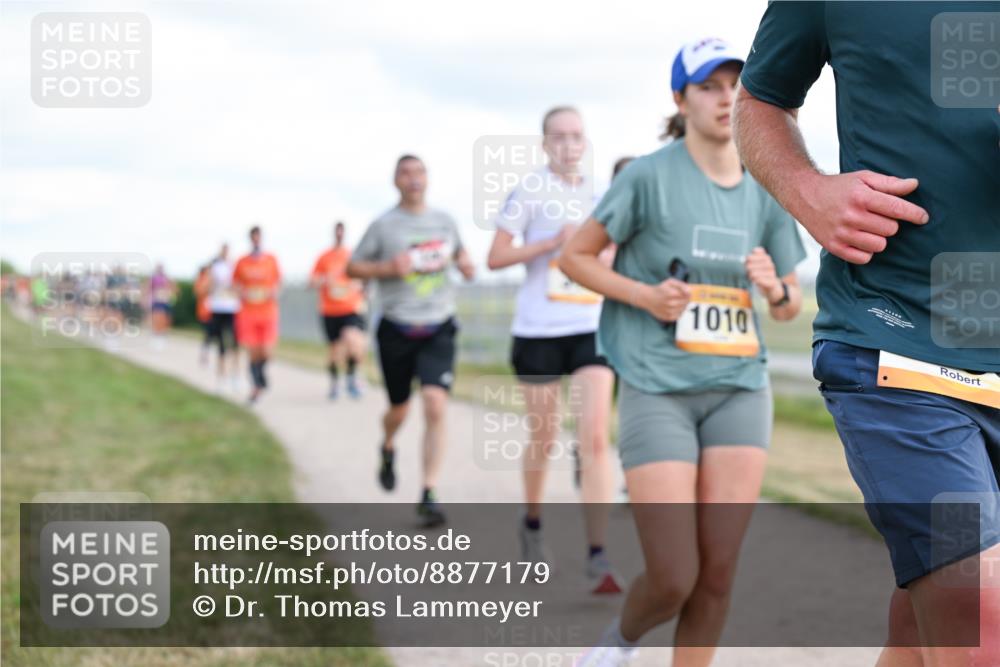 14.09.2025 - Airport Race Dr. Thomas Lammeyer http://msf.ph/oto/8877179 14.09.2025 12:22:35 Laufen 1010 meine-sportfotos.de