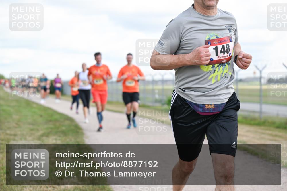 14.09.2025 - Airport Race Dr. Thomas Lammeyer http://msf.ph/oto/8877192 14.09.2025 12:22:37 Laufen 36, 148 meine-sportfotos.de