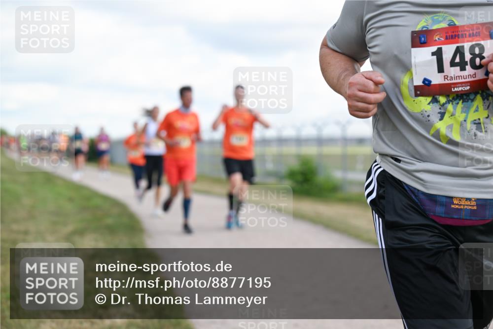 14.09.2025 - Airport Race Dr. Thomas Lammeyer http://msf.ph/oto/8877195 14.09.2025 12:22:37 Laufen 42, 148 meine-sportfotos.de