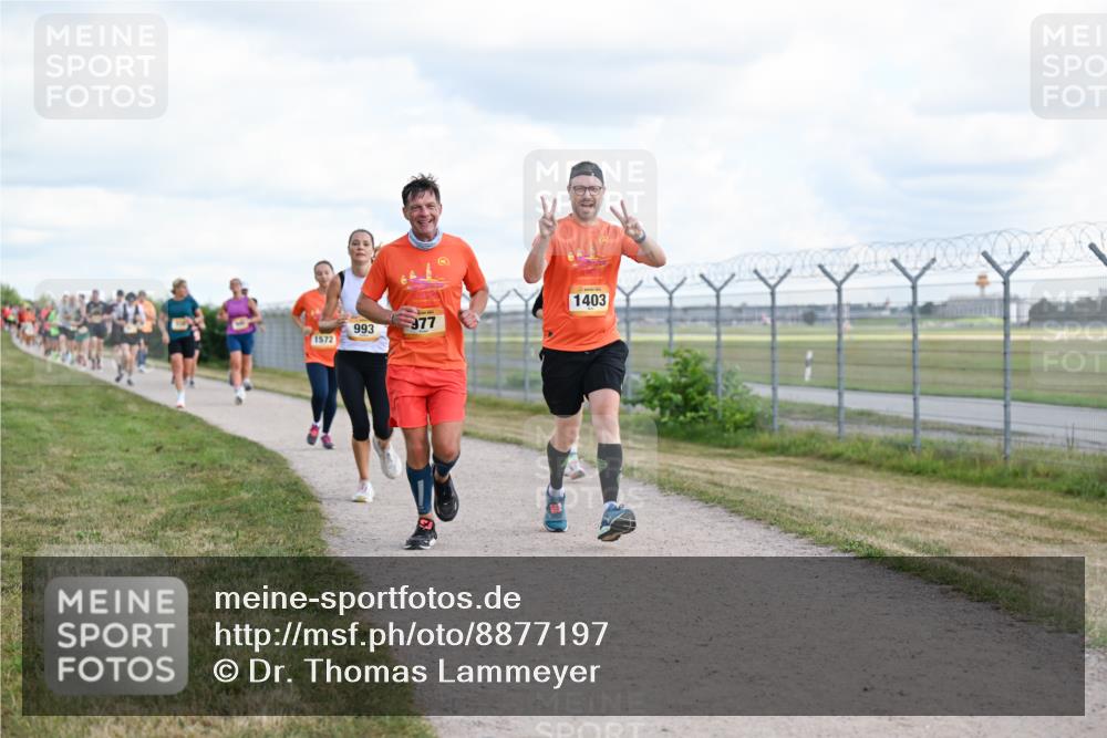 14.09.2025 - Airport Race Dr. Thomas Lammeyer http://msf.ph/oto/8877197 14.09.2025 12:22:38 Laufen 1572, 993, 977, 1403 meine-sportfotos.de