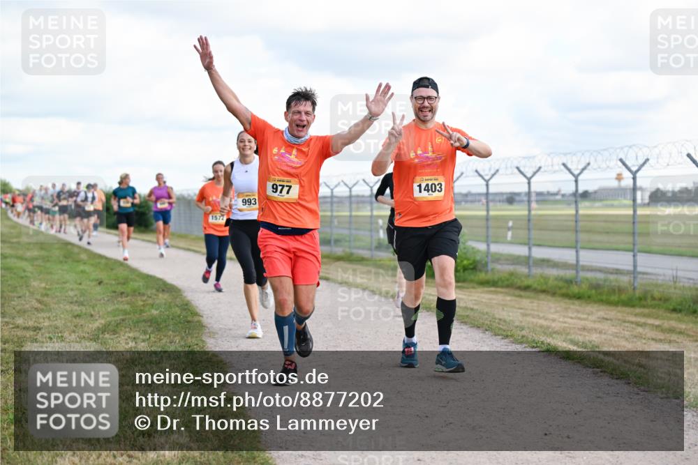 14.09.2025 - Airport Race Dr. Thomas Lammeyer http://msf.ph/oto/8877202 14.09.2025 12:22:38 Laufen 1572, 993, 977, 1403 meine-sportfotos.de
