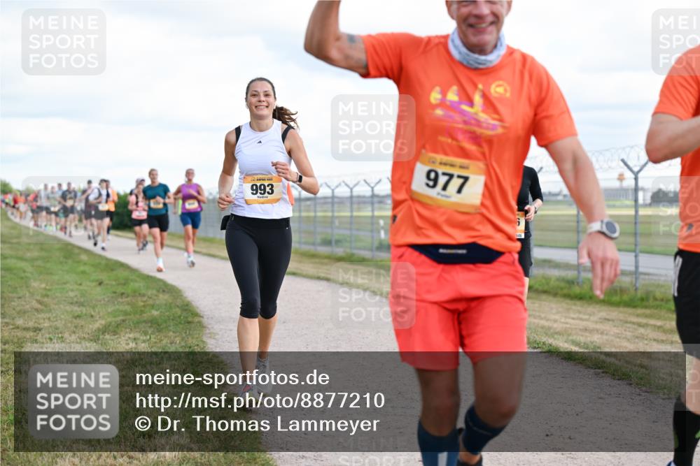 14.09.2025 - Airport Race Dr. Thomas Lammeyer http://msf.ph/oto/8877210 14.09.2025 12:22:40 Laufen 993, 977, 946 meine-sportfotos.de