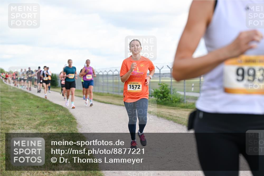 14.09.2025 - Airport Race Dr. Thomas Lammeyer http://msf.ph/oto/8877221 14.09.2025 12:22:41 Laufen 2311, 1572, 993 meine-sportfotos.de