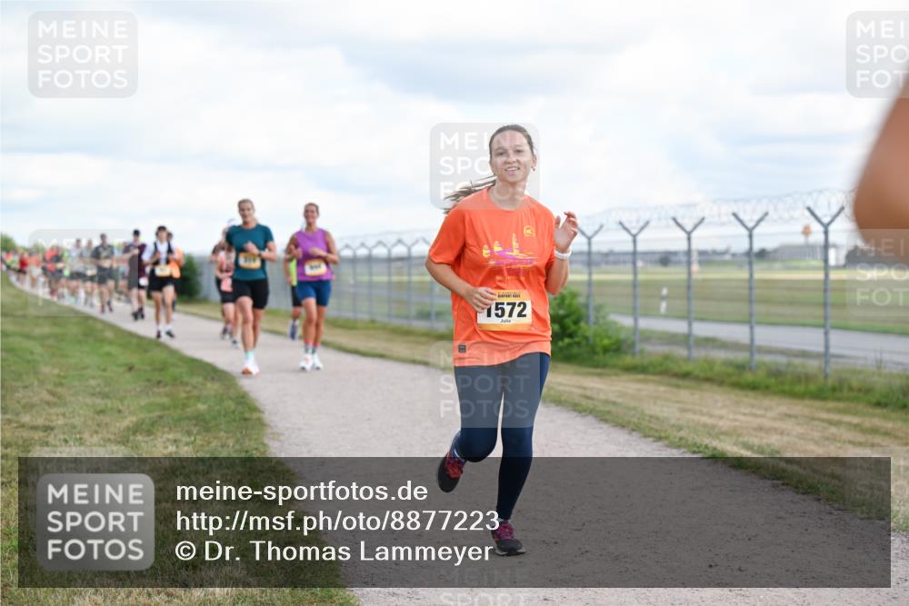 14.09.2025 - Airport Race Dr. Thomas Lammeyer http://msf.ph/oto/8877223 14.09.2025 12:22:42 Laufen 1572 meine-sportfotos.de