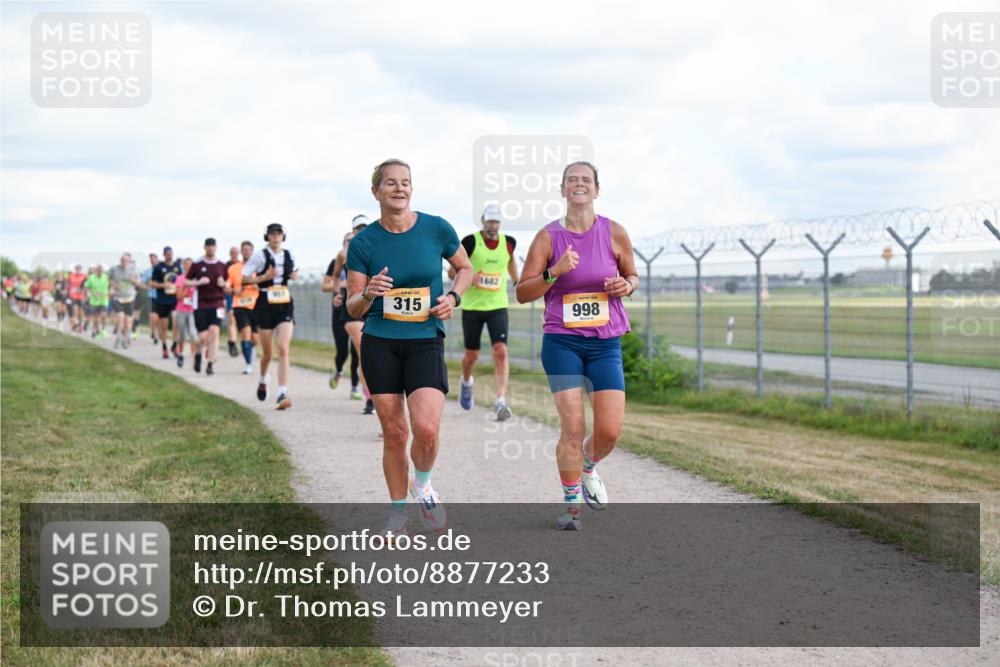 14.09.2025 - Airport Race Dr. Thomas Lammeyer http://msf.ph/oto/8877233 14.09.2025 12:22:45 Laufen 951, 315, 1682, 998 meine-sportfotos.de