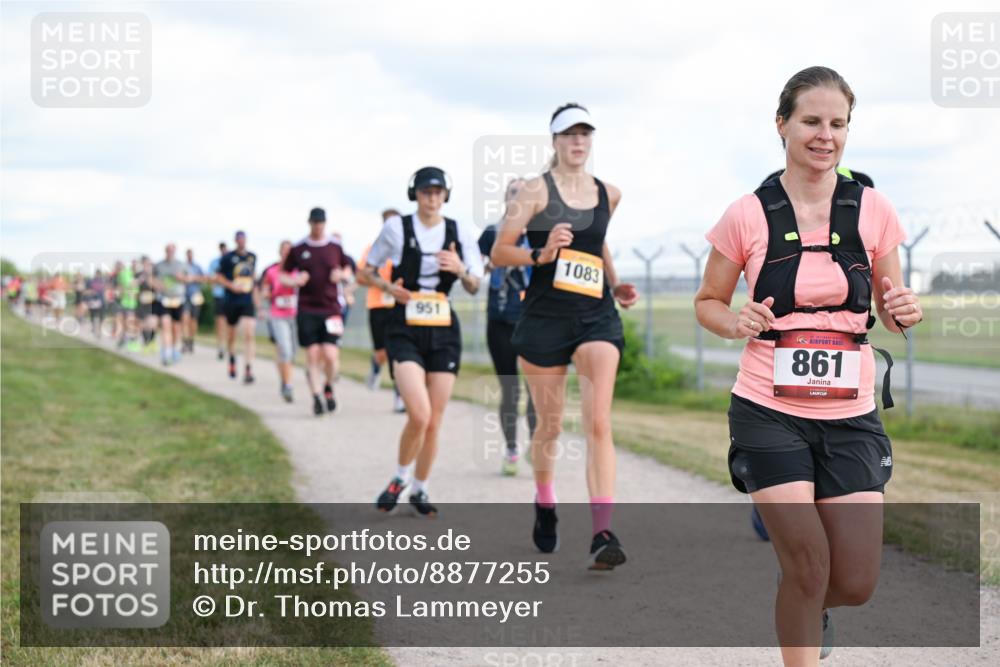 14.09.2025 - Airport Race Dr. Thomas Lammeyer http://msf.ph/oto/8877255 14.09.2025 12:22:48 Laufen 951, 1083, 861 meine-sportfotos.de