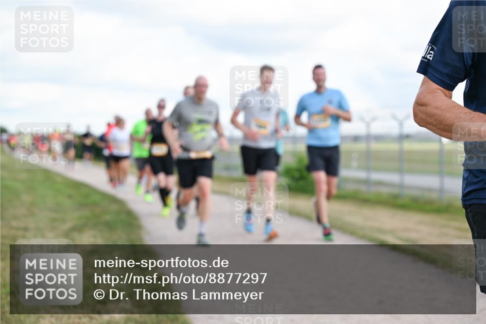 14.09.2025 - Airport Race Dr. Thomas Lammeyer http://msf.ph/oto/8877297 14.09.2025 12:22:55 Laufen  meine-sportfotos.de