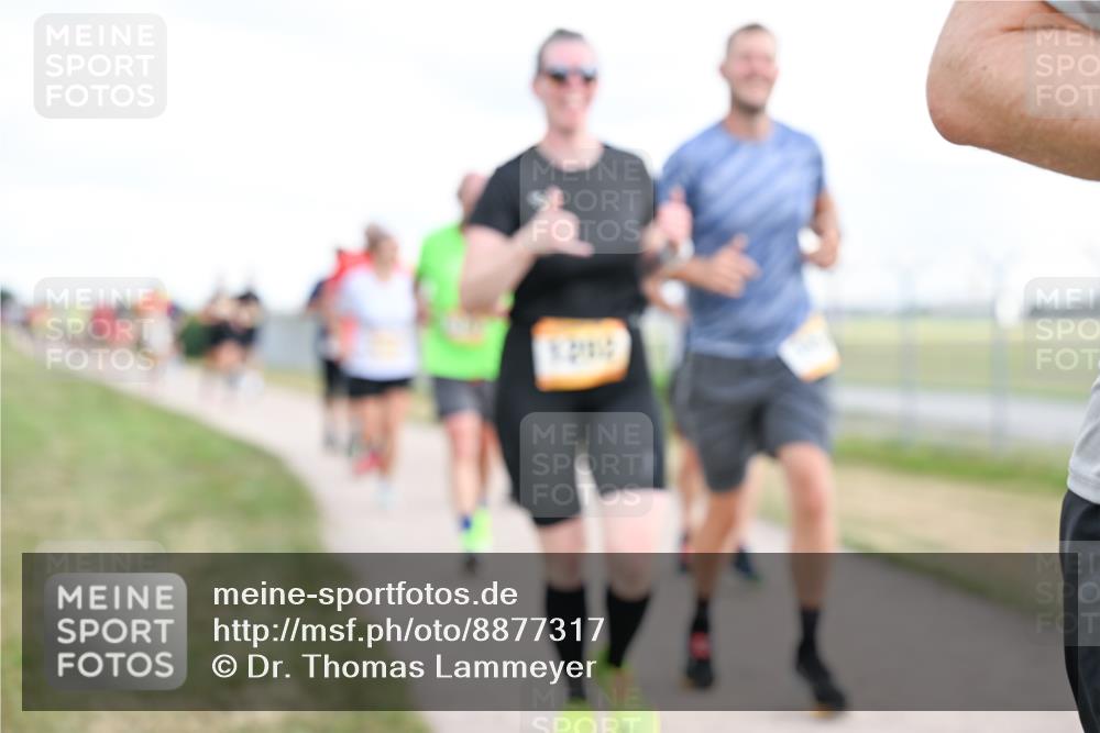 14.09.2025 - Airport Race Dr. Thomas Lammeyer http://msf.ph/oto/8877317 14.09.2025 12:22:58 Laufen  meine-sportfotos.de