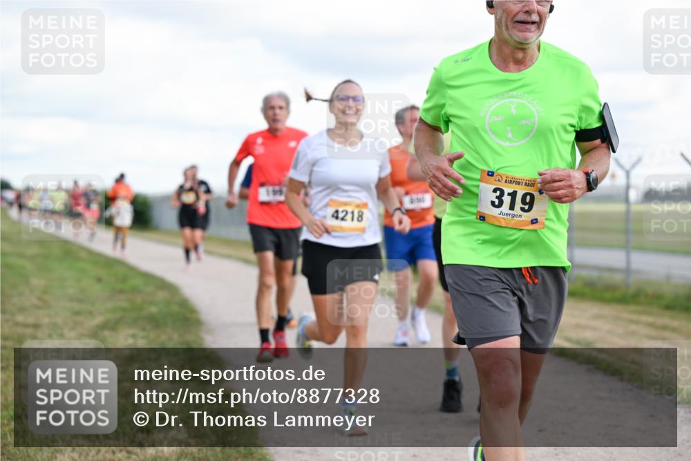 14.09.2025 - Airport Race Dr. Thomas Lammeyer http://msf.ph/oto/8877328 14.09.2025 12:23:00 Laufen 4218, 319 meine-sportfotos.de