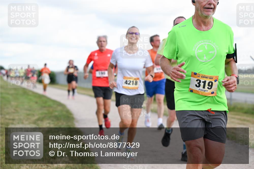 14.09.2025 - Airport Race Dr. Thomas Lammeyer http://msf.ph/oto/8877329 14.09.2025 12:23:01 Laufen 4218, 319 meine-sportfotos.de