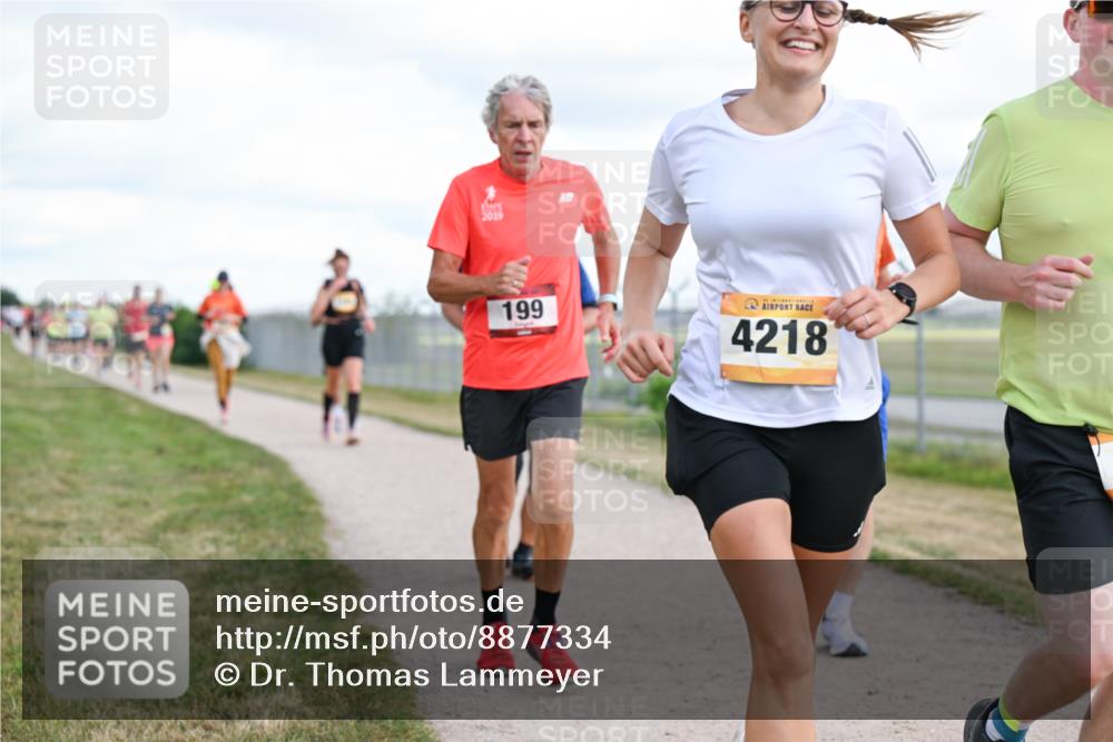 14.09.2025 - Airport Race Dr. Thomas Lammeyer http://msf.ph/oto/8877334 14.09.2025 12:23:01 Laufen 199, 4218 meine-sportfotos.de