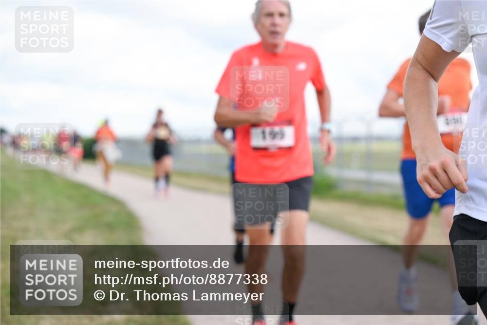 14.09.2025 - Airport Race Dr. Thomas Lammeyer http://msf.ph/oto/8877338 14.09.2025 12:23:02 Laufen 21341, 199 meine-sportfotos.de
