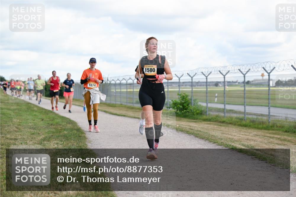 14.09.2025 - Airport Race Dr. Thomas Lammeyer http://msf.ph/oto/8877353 14.09.2025 12:23:05 Laufen 1074, 1580 meine-sportfotos.de