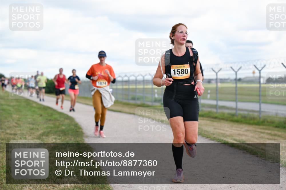 14.09.2025 - Airport Race Dr. Thomas Lammeyer http://msf.ph/oto/8877360 14.09.2025 12:23:06 Laufen 1074, 1580 meine-sportfotos.de