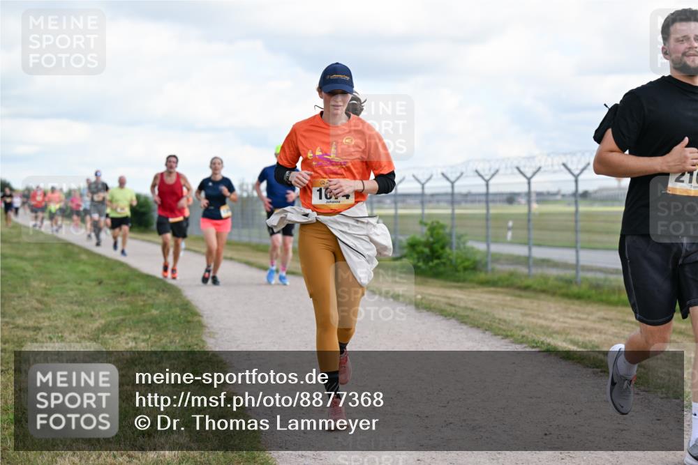 14.09.2025 - Airport Race Dr. Thomas Lammeyer http://msf.ph/oto/8877368 14.09.2025 12:23:08 Laufen 16 meine-sportfotos.de