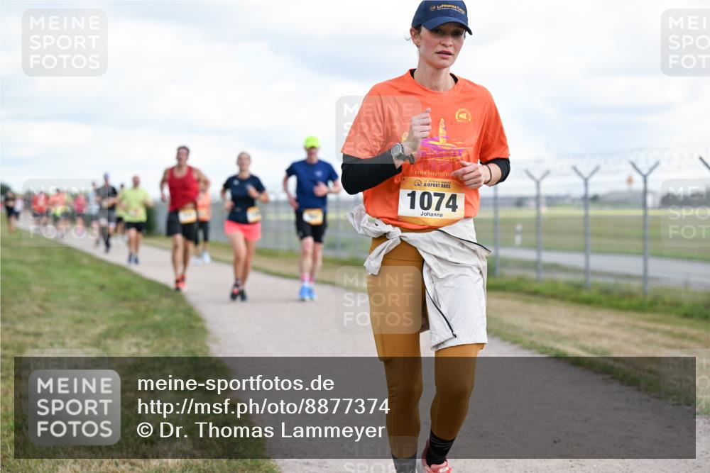 14.09.2025 - Airport Race Dr. Thomas Lammeyer http://msf.ph/oto/8877374 14.09.2025 12:23:09 Laufen 1074 meine-sportfotos.de
