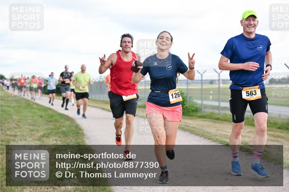 14.09.2025 - Airport Race Dr. Thomas Lammeyer http://msf.ph/oto/8877390 14.09.2025 12:23:12 Laufen 126, 563 meine-sportfotos.de