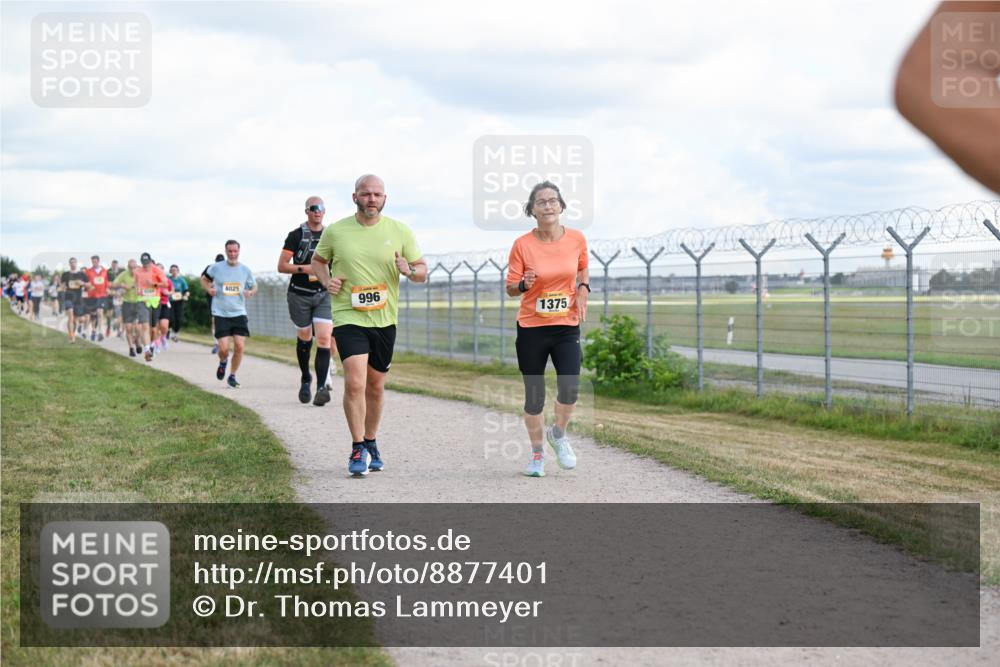 14.09.2025 - Airport Race Dr. Thomas Lammeyer http://msf.ph/oto/8877401 14.09.2025 12:23:14 Laufen 4025, 996, 1375 meine-sportfotos.de