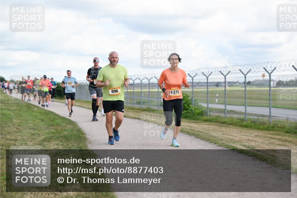 14.09.2025 - Airport Race Dr. Thomas Lammeyer http://msf.ph/oto/8877403 14.09.2025 12:23:15 Laufen 996, 1375 meine-sportfotos.de
