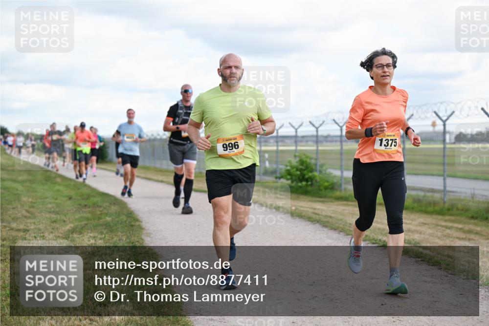 14.09.2025 - Airport Race Dr. Thomas Lammeyer http://msf.ph/oto/8877411 14.09.2025 12:23:16 Laufen 996, 1375 meine-sportfotos.de