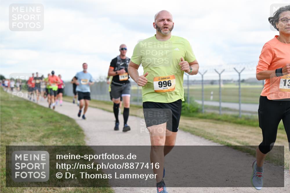14.09.2025 - Airport Race Dr. Thomas Lammeyer http://msf.ph/oto/8877416 14.09.2025 12:23:16 Laufen 996, 13 meine-sportfotos.de