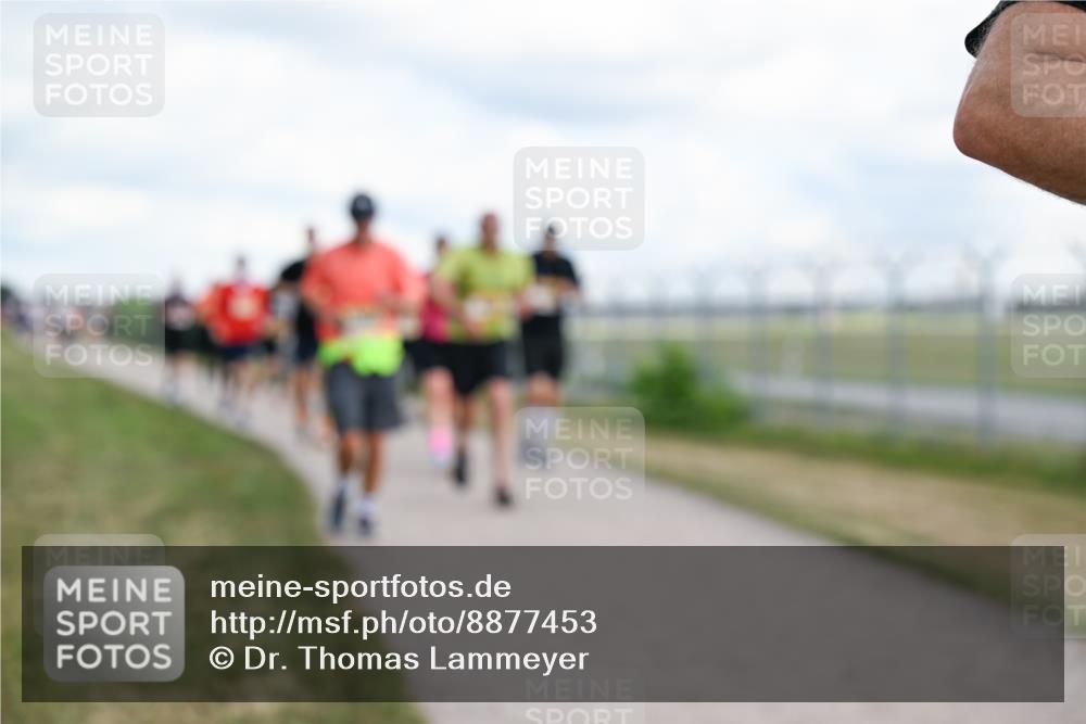14.09.2025 - Airport Race Dr. Thomas Lammeyer http://msf.ph/oto/8877453 14.09.2025 12:23:22 Laufen  meine-sportfotos.de